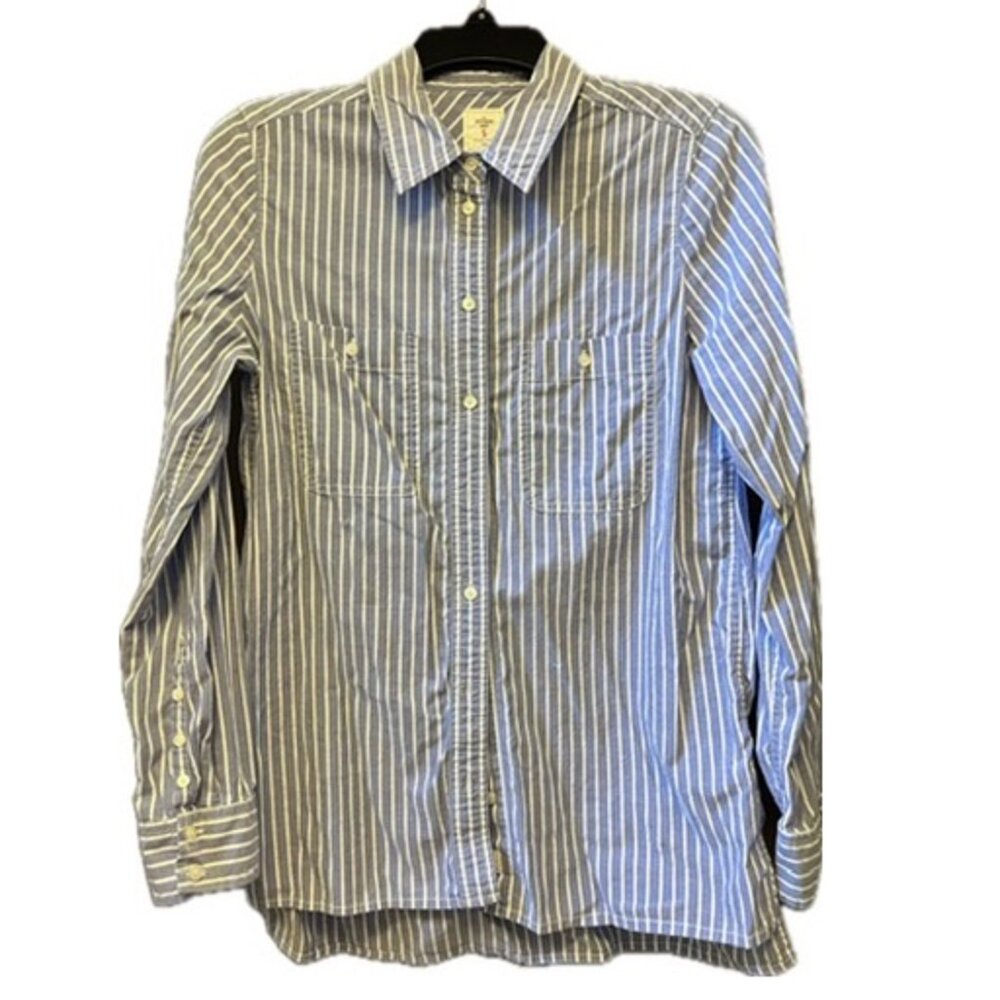 GAP "The Boyfriend Shirt" blue pin stripe size S